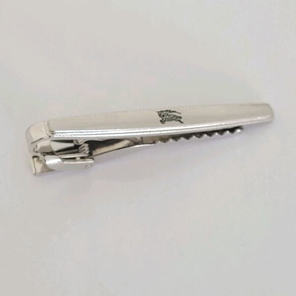 Burberry Tie Bar Clip Clasp Silver Tone 2in Logo Vintage Logo - Picture 1 of 7